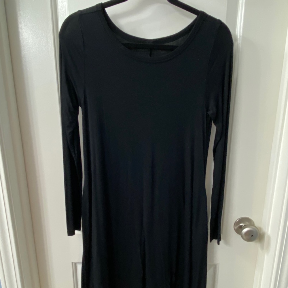 Size small black long sleeve dress